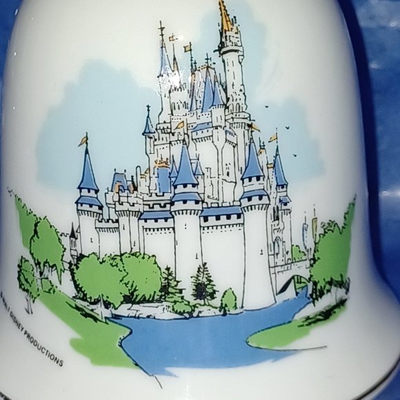 Vintage Walt Disney Productions Ceramic Bell Cinderella's Castle - Picture 3 of 3